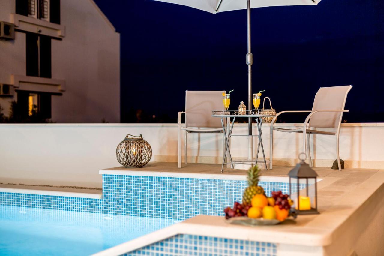 Luxury Villa Bello Horizonte With Swimming Pool Split Luaran gambar