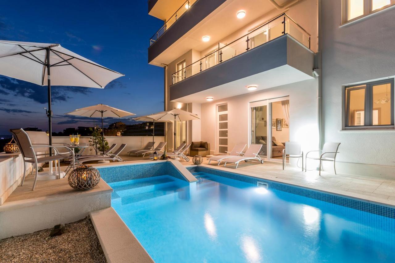 Luxury Villa Bello Horizonte With Swimming Pool Split Luaran gambar