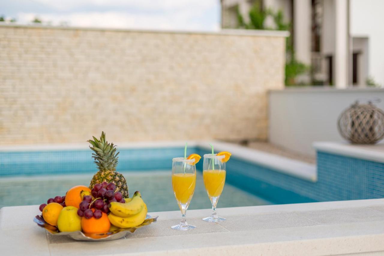 Luxury Villa Bello Horizonte With Swimming Pool Split Luaran gambar