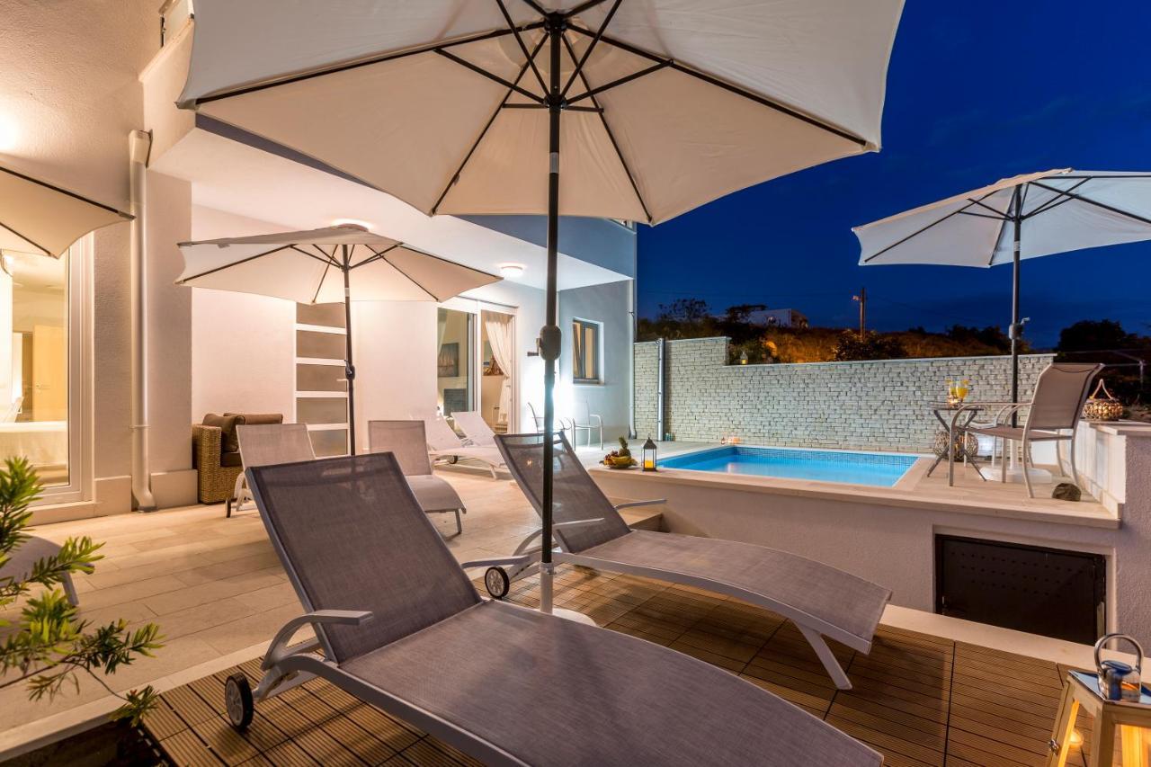 Luxury Villa Bello Horizonte With Swimming Pool Split Luaran gambar
